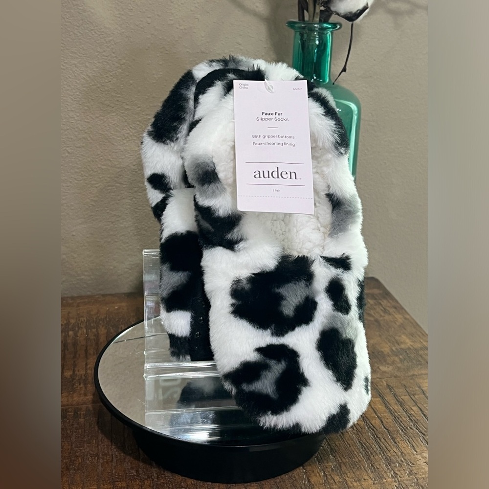 Auden Black and White Faux Fur Animal Print Slippers, new!